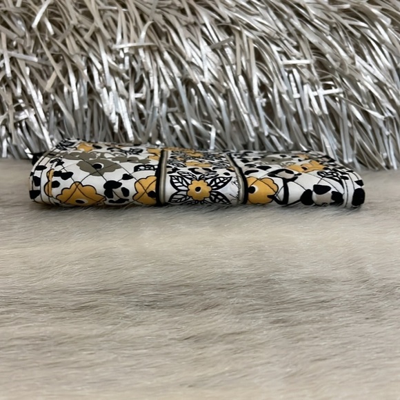 VERA BRADLEY Go Wild Travel Jewelry Case Folio Book Yellow Black White 2013 - Picture 10 of 16